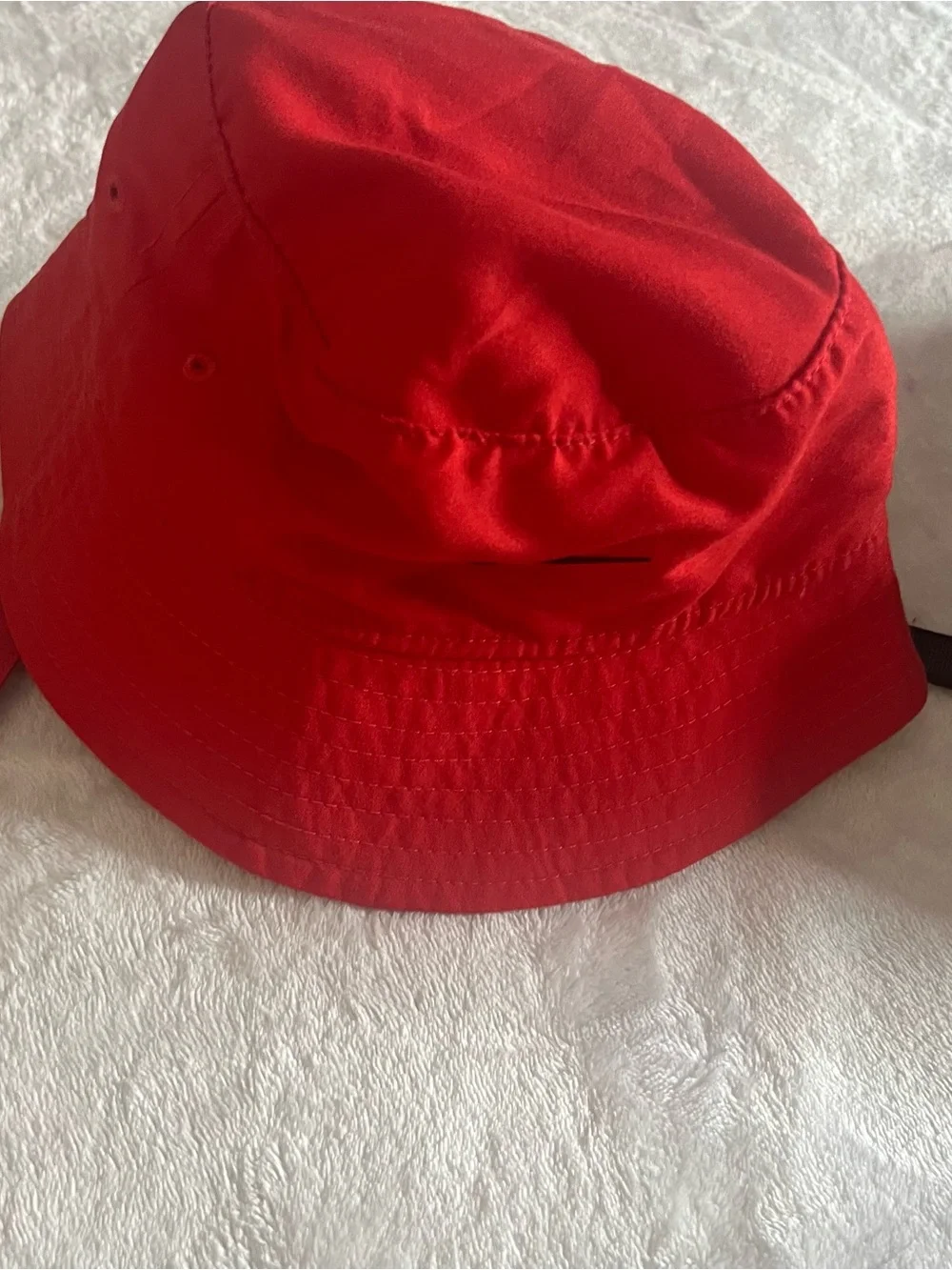 Nike Kids Black & Red UPF 40+ Chin Strap Bucket Hat Set Of Two One Size